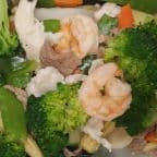 Best Steamed Chicken, Shrimp & Beef With Vegetables in Phoenixville, PA
